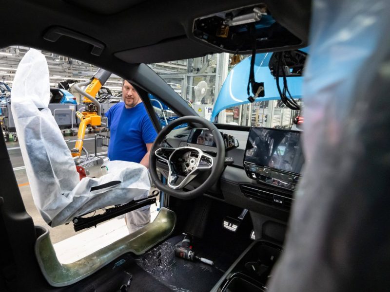 VW mit Mega-Abfindung – so lange müssten Normalverdiener dafür arbeiten