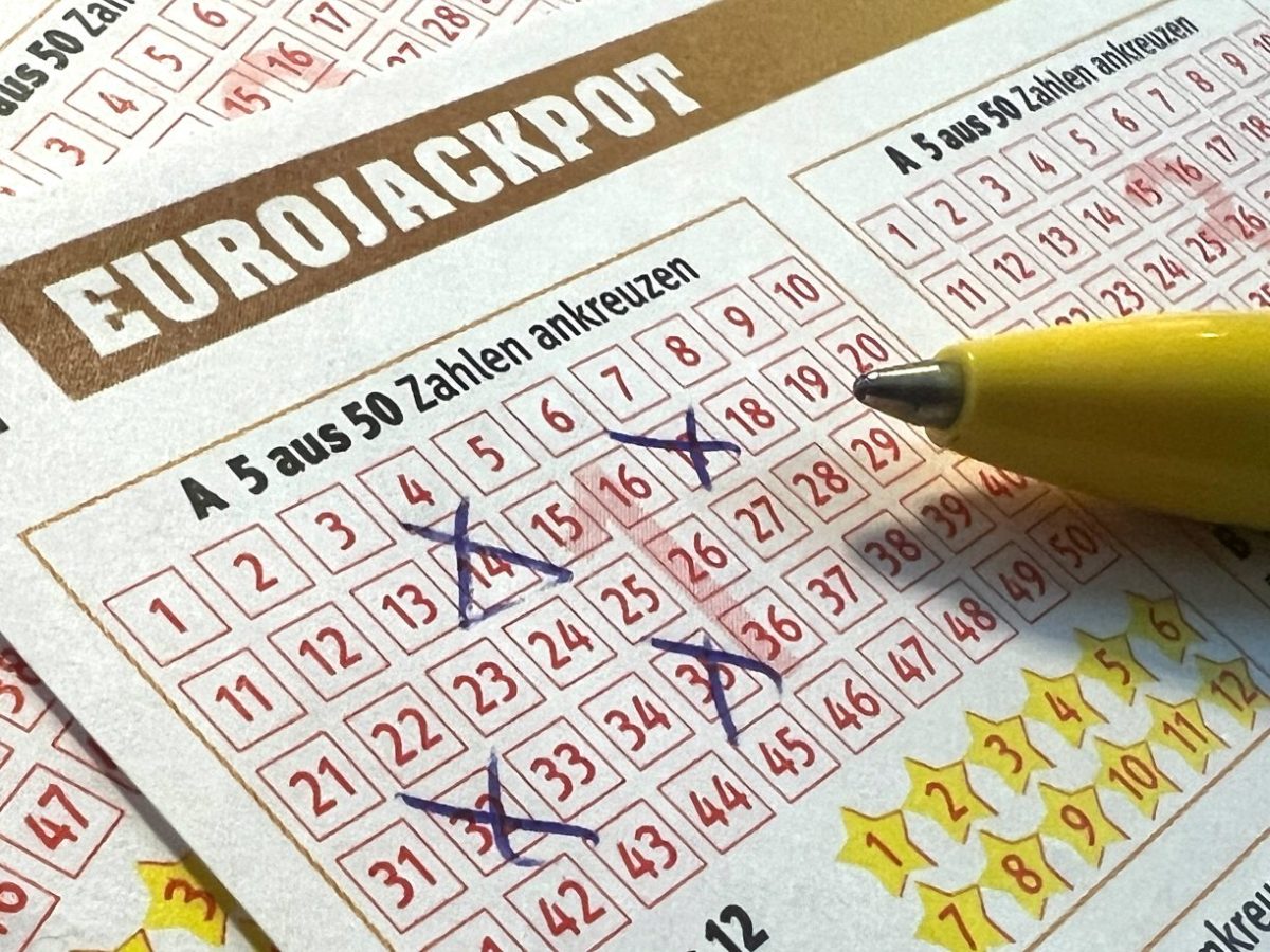 Lotto-Gewinner räumt fetten Gewinn ab – und schockiert mit diesen Aussagen