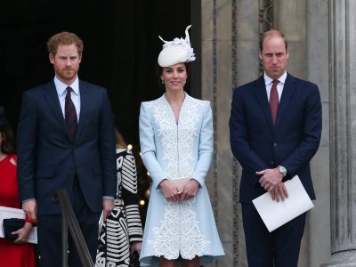 Prinz Harrys Reise nach London steht bevor. Werden sich der Rotschopf, William und Kate Middleton nun treffen? Eine Expertin verrät Details...