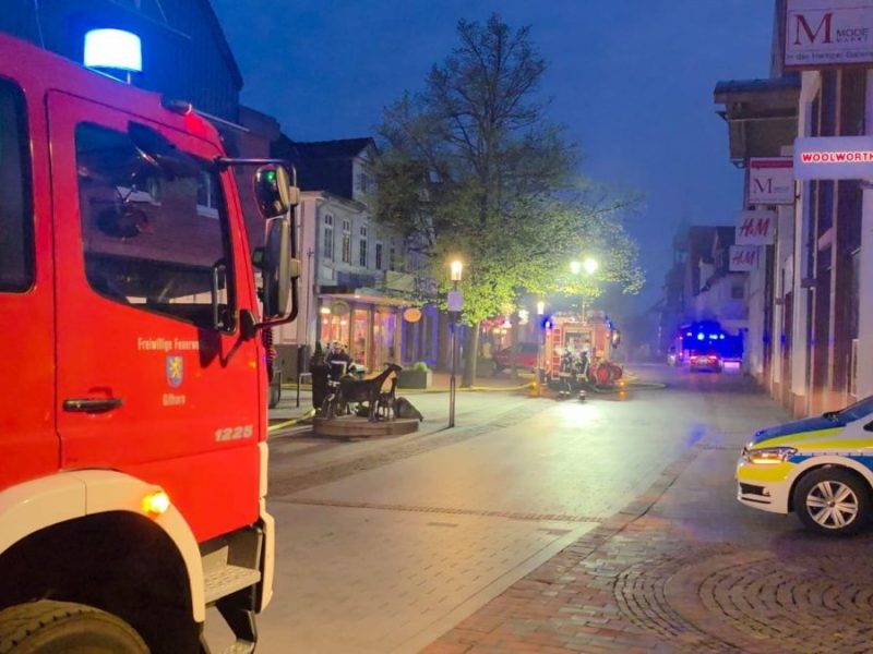 Gifhorn: Kino in Flammen! Feuerwehr im Großeinsatz