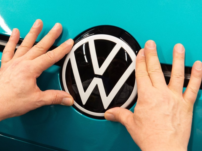 VW mit gravierender Änderung – sie betrifft alle Mitarbeiter