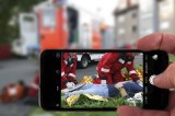 Immer öfter behindern Gaffer die Arbeit von Rettungskräften in Niedersachsen. (Symbolbild)