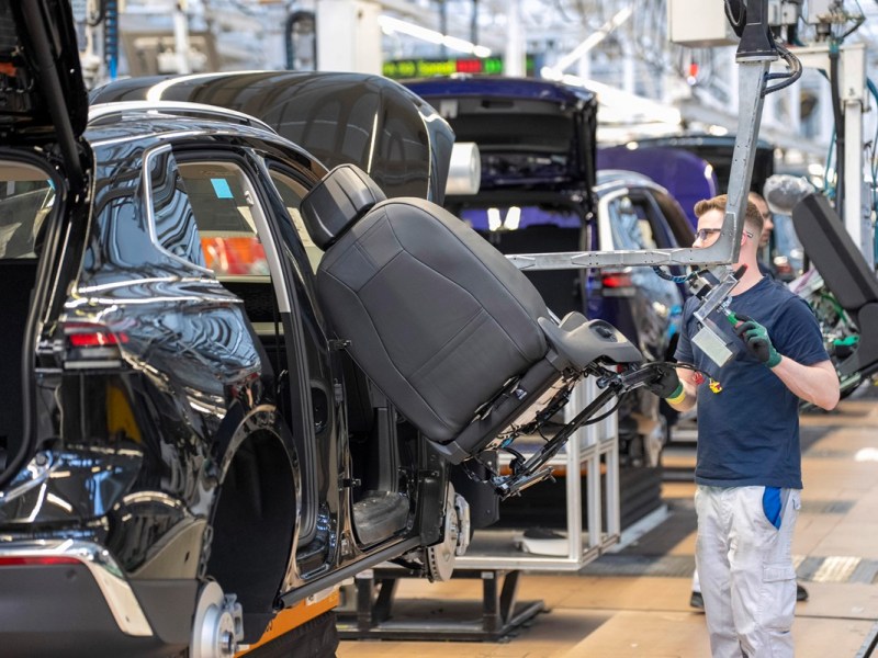 Mega-Hitze macht auch vor VW-Werk nicht Halt! Konzern ergreift Maßnahmen