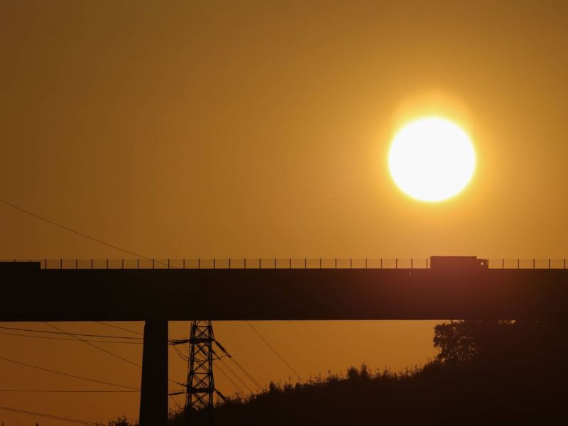 Niedersachsens Autobahnen ächzen unter der Mega-Hitze! „Arbeiten unter extremen Bedingungen“