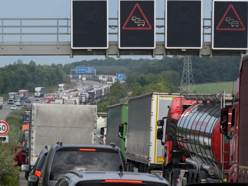 Hitzefalle A2 bei Helmstedt – Ausnahmesituation für Rettungskräfte